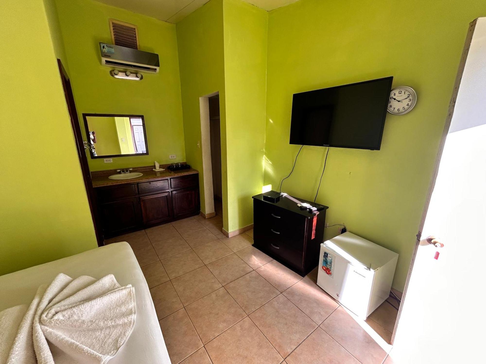 Arawak Hotel Leogane Luaran gambar